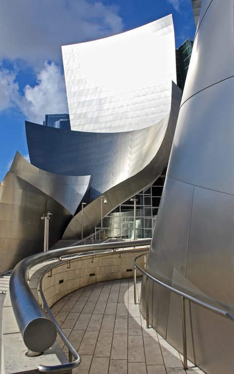 Paper Manipulate, Disney Hall, Free Paper Texture, La Summer, Walt Disney Concert Hall, Famous Architecture, Girl Trip, Museum Design, Archi Design