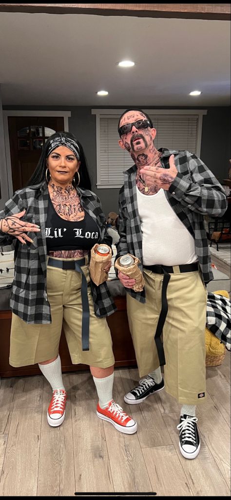 Halloween Costumes Couples Mexican, Mexican Gangster Outfit, Chola Party Outfit, Cholo Couple Costume, Cholo Halloween Costume, Chola Halloween Costumes, Cholo Party Outfit, Gangster Couple Costume, Halloween Costumes Gangster