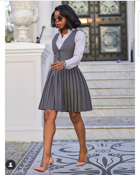 12 Hawt Corporate Styles-(This Is How To Start The Week On A Right Note) Chique Outfit, Fashionable Work Outfit, Corporate Dress, Corporate Attire, Gaun Fashion, Corporate Fashion, Corporate Style, Office Dresses For Women, Stylish Work Attire