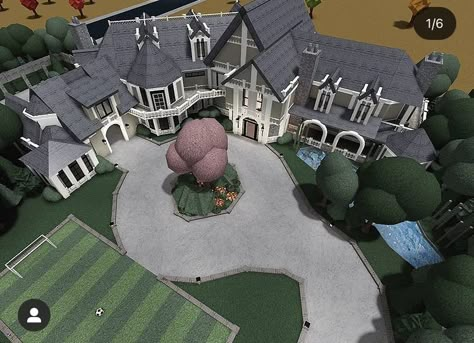 Bloxburg Mansion, Roblox House Ideas, Bloxburg Home Ideas, Bloxburg Homes, Ideas For Bloxburg, Bloxburg Exterior, Castle House Design, Bloxburg Building, Blox Burg