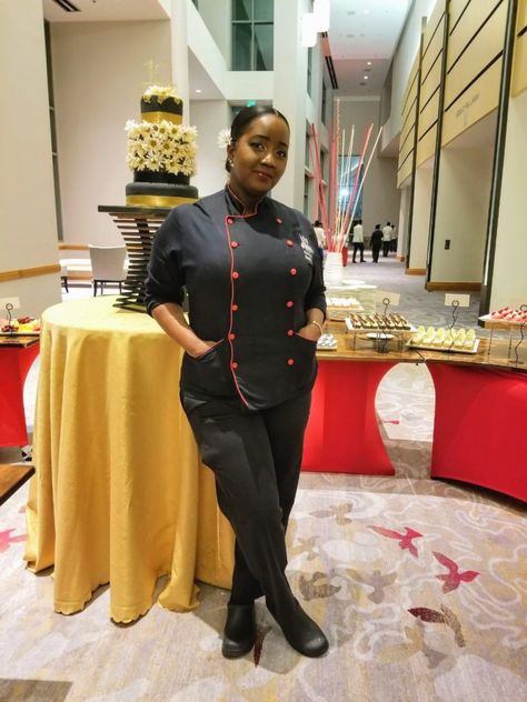 7 Dope Black Female Chefs You Oughta Know - Essence Chic Restaurant Design, Chef Attire, Chef Fashion, Mercedes Jones, Women Cooking, Black Chef, Fashion Uniform, Professional Headshots Women, Girly Tingz