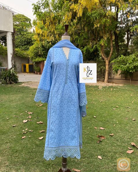 Chikan Pakistani Suit, Chickenkari Dress Designs, Chicken Kari Dress Design Pakistani, Chiken Kurti Desine, Chicken Kari Suits Pakistani, Chicken Kari Suits Design, Chicken Dress Design Pakistani, Chicken Kurta Designs Women, Chicken Kari Kurta Design