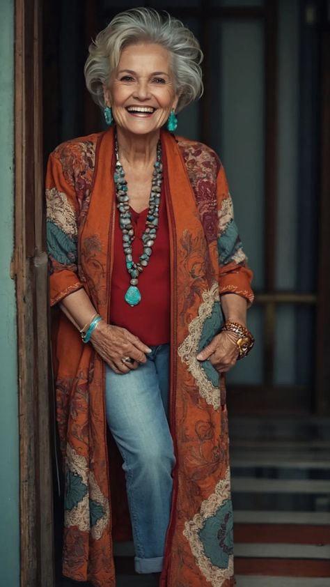 Fashion Beyond Forty: 15 Classy Looks for Women in Their 50s, 60s, and 70s - Inspire Inlet Classy Looks For Women, Over 60 Fashion Classy, Women In Their 50s, Plus Size Summer Fashion, Vibrant Fashion, 60 Plus, Women Fashion Ideas, Classy Looks, Fashion Ideas For Women