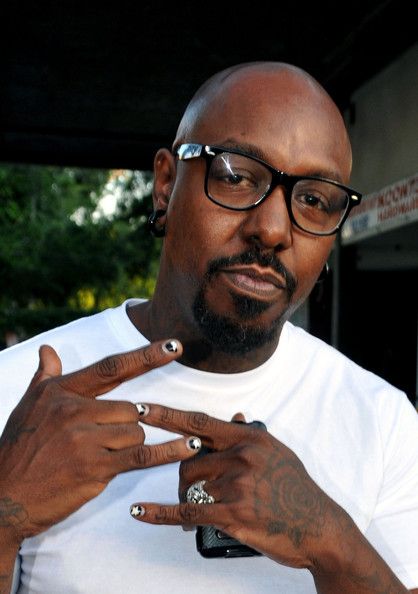 Sleepy Brown Born: January 24, 1970 BlackCelebrityBirthdays.com #SleepyBrown Nail Editorial, Male Polish, Mens Nail Art, White Spots On Nails, Nails For Men, Male Nails, Men Nails, Mens Manicure, Nails Inspo Aesthetic