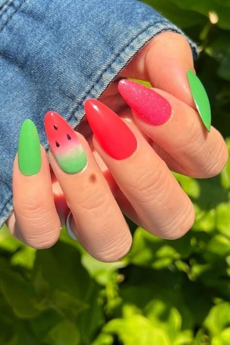 Watermelon Nails Acrylic, Nail Art Fun, Watermelon Nail Designs, Watermelon Nail, Watermelon Nail Art, Fruit Nail Designs, Watermelon Nails, Bright Summer Nails, Summer Stuff