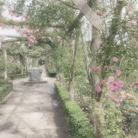 Coquette Garden Aesthetic, Rococo Aesthetic, Light Images, Pretty Landscapes, Iphone Wallpaper Themes, Architecture Old, Aesthetic Images, Nature Aesthetic, Cute Anime Pics