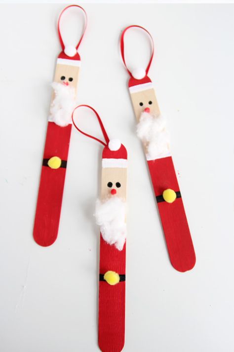 Create a DIY santa ornament out of popsicle sticks. These are SO CUTE and super easy to make! Diy Santa Ornaments, Popsicle Stick Ornaments, Diy Santa, Santa Crafts, Christmas Crafts For Kids To Make, Stick Crafts, Kids Christmas Ornaments, Christmas Arts And Crafts, Fun Christmas Crafts