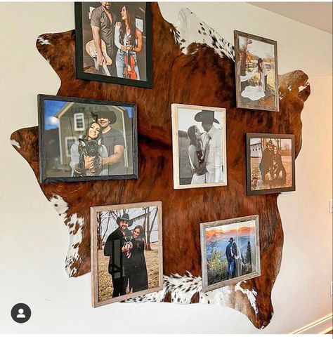 Cowboy House, Western Living Room Decor, Western House, Cowhide Decor, Western Aesthetics, Western Living Room, Laura Ann, Cowboy Decor, Ranch House Decor