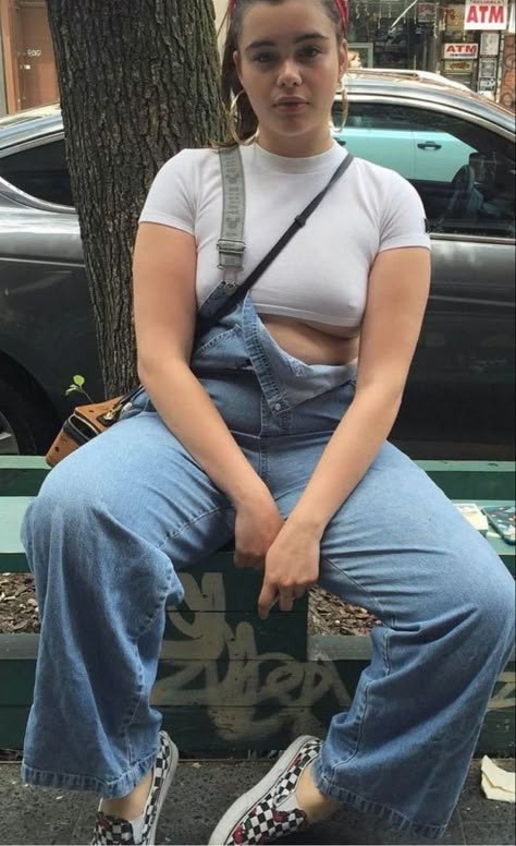 Jeans Trend, Barbie Ferreira, Denim Jeans Fashion, Jeans Fashion, Body Positive, Curvy Girl Fashion, Curvy Girl Outfits, Curvy Outfits, Looks Vintage