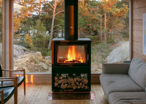 Tiny Cabins, Wooden Cabins, Modern Fireplace, Modern Cabin, Cabin Design, Cabin Life, Fireplace Design, Cabin Homes, Wood Burning Stove