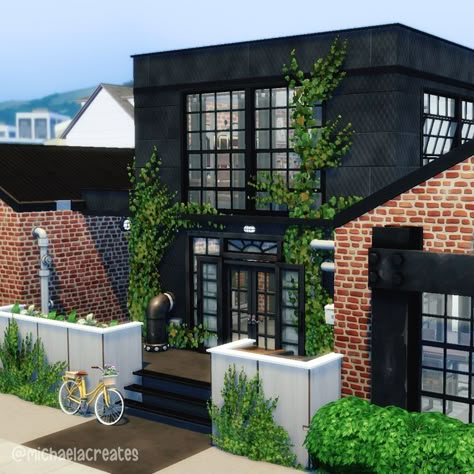 Spacious Industrial Home 🏭 A spacious and modern home for a family of four with a lofted bedroom and separated bedrooms for the kids 😊 🤎 Evergreen Harbor 🤎 30x20 🤎 $114,012 #thesims4 #simshouse #simsbuild #showusyourbuilds #sims4maxismatch #sims4housebuild #simshome #dreamhouse #sims Industrial Family Home, Sims 4 Family Loft House, Sims Loft Exterior, Industrial Loft House Design Exterior, Exterior Loft House, Sims 4 Modern Loft House, Sims 4 Industrial House Exterior, Modern Industrial Home Exterior, Sims 4 Loft Exterior