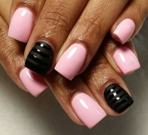 Light pink + matte black accent nail ... nail polish Nails 2017 Trends, Pink And Black Nails, Light Pink Nail Designs, Light Pink Nail Polish, Light Pink Nails, Striped Nails, Black Nail Designs, Pink Nail Polish, Matte Pink