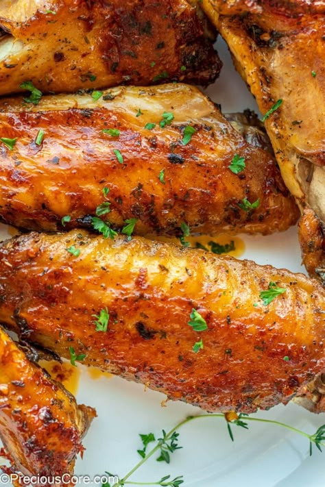 Oven Baked Turkey Wings in a white bowl. Garlic Butter Turkey, Bake Turkey Wings Recipe, Turkey Wings Recipe, Butter Turkey, Smoked Dishes, Smoked Garlic, Smoked Turkey Wings, Baked Turkey Wings, Wings In The Oven