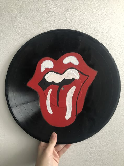 Handpainted Rolling Stones vinyl record #vinyl #paint #record #paintedrecord #rollingstones Diy Record Painting, Vynil Record Painting, Record Disk, Vinyl Disc Art, Vinyl Paintings Easy, Paint On Records Vinyls, Painted Vynil Records Aesthetic, Painting Ideas On Records, What To Paint On Vinyl Records