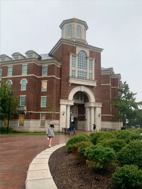 Dorm Building Exterior Aesthetic, College Dorm Exterior, College Dorm Building Exterior, Aesthetic Highschool Building, Dorm Building Aesthetic, Campus Dorm Aesthetic, University Dorm Building, Dorm House Exterior, School Dorm Building