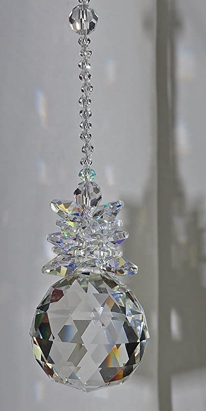 Hanging Crystals Diy, Cremation Glass Art, Garden Ornaments Diy, Diy Sun Catchers, Feng Shui Decoration, Suncatchers Diy, Purse Charms Diy, Crystal Suncatchers Diy, Wind Chimes Homemade