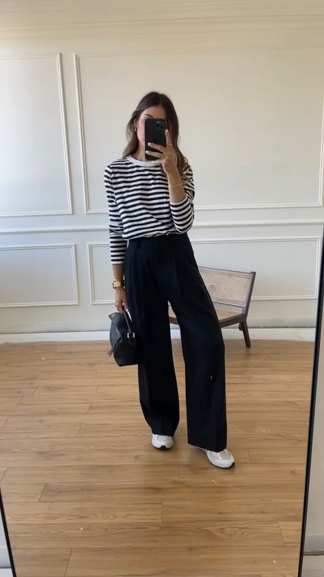 Stripe Top Outfit Winter, Striped Shirt With Black Pants, Street Spring Outfits, Black Stripe Top Outfit, Size 8 Work Outfits Women, Summer 23 Style, Office Wide Leg Pants Outfit, Colorful Minimalist Outfits Women, Tailored Trousers Outfit Casual