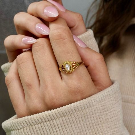 Vintage pearl Ring 🤍 9.6.24 🍁 Vintage Pearl Ring Engagement, Pearl Engagement Ring Gold, Pearl Ring Aesthetic, Wedding Ring With Pearls, Pearl Wedding Ring Vintage, Engagement Rings With Pearls, Pearl Ring Designs Unique, Pearl Rings In Gold, Pearl Wedding Ring Set