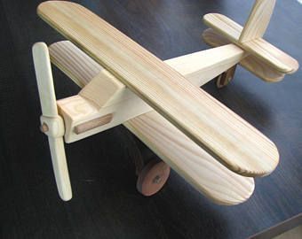 Airplane Preschool, Wooden Toy Chest, Wooden Toy Kitchen, Wood Airplane, Wooden Toys Diy, Wood Baby Toys, Toy Airplane, Wooden Airplane, Wooden Toys Design