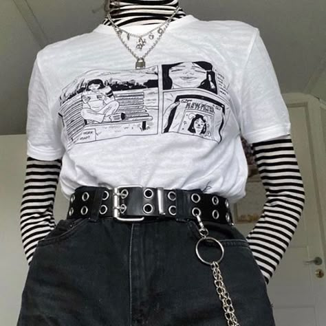 #wattpad #random Just some cute outfits you can use for stories 😄 Egirl Fashion, E Girl Outfits, Goth Outfit, Aesthetic Grunge Outfit, Grunge Outfit, Emo Outfits, E Girl, Alternative Outfits, Aesthetic Grunge