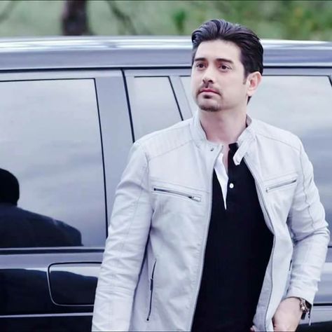 Ian Veneracion Ian Veneracion, Filipino Actors, Mens Sunglasses, Baby Face, Actors, Film, Celebrities, Quick Saves