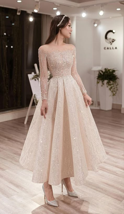 Gaun Koktail, Soiree Dresses, Bride Ideas, Soiree Dress, Gowns Dresses Elegant, 파티 드레스, Fancy Wedding Dresses, Fancy Dresses Long, Elegant Dresses Classy