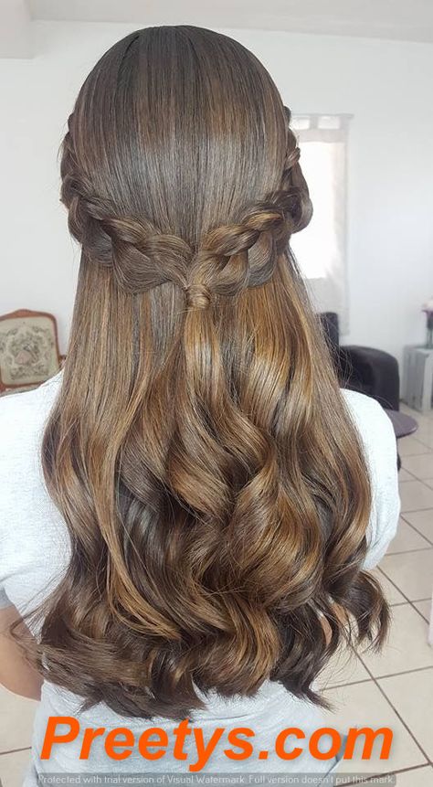 Easter Chic: Trendy Hairstyles to Try in 2024 Preetys.com Convocation Hairstyles, Haircuts Trending, Stacked Bob Hairstyles, Easy Hairdos, Stacked Bob, Quince Hairstyles, Peinados Fáciles Para Cabello Corto, Hairstyles And Haircuts, Hot Hair Styles