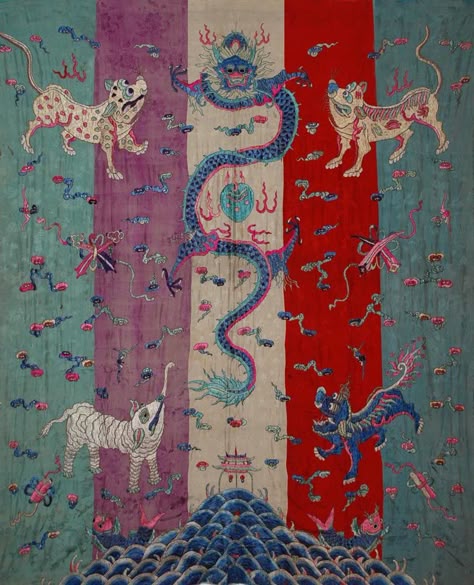 Asian Textiles - TextileAsArt.com, Fine Antique Textiles and Antique Textile Information Korean Traditional Art, Chinese Textiles, Asian Textiles, Embroidery Cards, Chinese Embroidery, Chinese Silk, Sashiko Embroidery, Japanese Embroidery, China Art