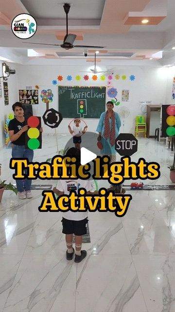 Preschool Road Safety Activities, Traffic For Kids Activities, Kg 1 Activities, Trafic Activities For Preschool, Traffic Light Activities Preschool, Transport Activity For Preschool, Traffic Crafts For Kids, Traffic Light Craft Preschool, Traffic Activities Preschool