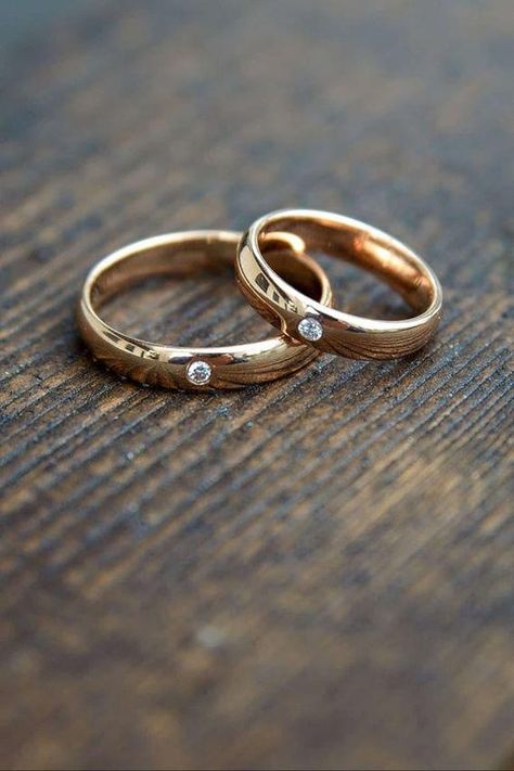 Engagement Rings Design Ideas, Wedding Rings Ideas Couple, Wedding Ring Designs Couple, Couple Ring Designs Gold, Marriage Rings Couple, Wedding Rings Engagement Couple, Couple Rings Gold Engagement Unique, Wedding Rings Engagement Gold, Couple Rings Design Unique