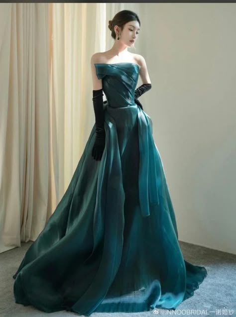 Vintage Green Dress Formal, Green Velvet Ball Gown, Formal Wrap Dress Evening Gowns, Green Ball Gown Aesthetic, Emerald Dress Aesthetic, Green Gown Aesthetic, Emerald Green Dress Aesthetic, Green Royal Dress, Slytherin Prom Dress