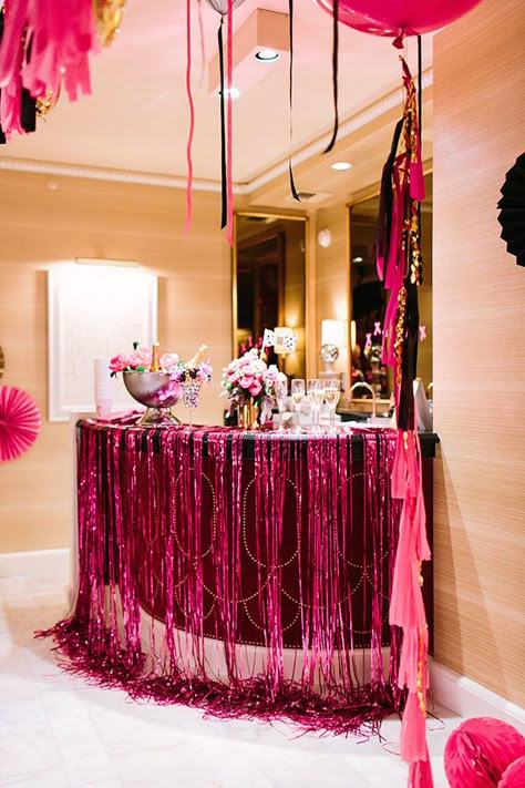 Photo by Jennifer Young Studio | Design by Geronimo Balloons | Read more: http://www.100layercake.com/blog/2015/02/02/las-vegas-bachelorette-party-pink-gold-geronimo-balloons/ Disco Theme Parties Decorations, Disco Theme Party, Bachelorette Party Photo, Las Vegas Bachelorette Party, Last Fling Before The Ring, Pink Bachelorette Party, Fringe Curtains, Las Vegas Bachelorette, Vegas Bachelorette Party