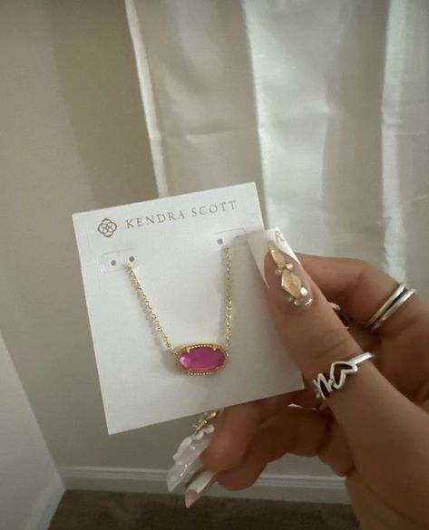 Jewelry Pink Kendra Scott Necklace, Pink Kendra Scott, Wishlist 2024, Kendra Scott Necklace, Life Aesthetic, Jewelry Lookbook, Summer 24, Kendra Scott Jewelry, Wish Shopping