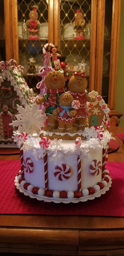 Fake Bake Gingerbread Cake, Fake Gingerbread Cake, Faux Gingerbread Cake, Faux Gingerbread Cake Diy, Ginger Bread Theme Decorations, Gingerbread Centerpieces Diy, Diy Gingerbread Man Decorations, Gingerbread Trees Christmas, Faux Christmas Cakes