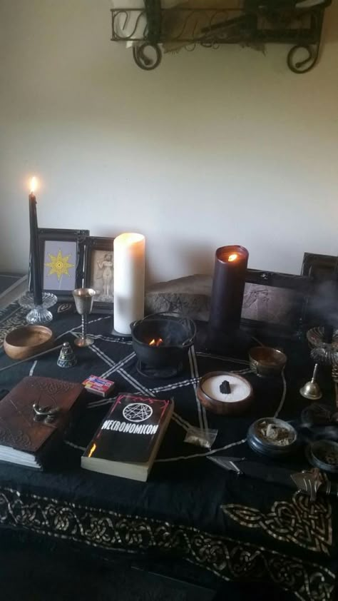 Witchcraft Altar, Witch Room, Witches Altar, Wiccan Altar, Pagan Altar, Witch Magic, Witch Decor, Season Of The Witch, Witch Art