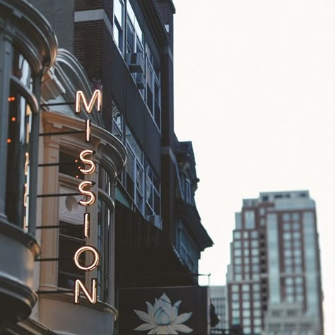 Restaurant Sign Design, Delaware Food, Cafe Signboard, Candle Shop Display, Elegant Signage, Restaurant Signage Design, Blade Signage, Shopping Center Architecture, Signboard Design