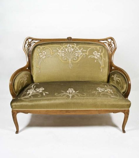 art nouveau couch Rococo Sofa, Art Nouveau Furniture, Art Videos, Antique Furniture, Lalique, Favorite Books, New Art, Art Journal, Art Nouveau