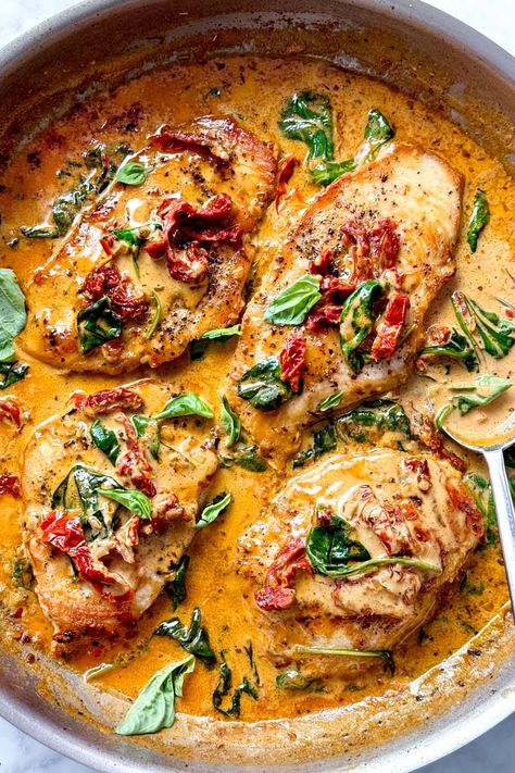 Marry Me Chicken | foodiecrush.com Tuscan Chicken With Spinach, Sun Dried Tomato Chicken, Tuscan Salmon Recipe, Chicken With Spinach, Marry Me Chicken Recipe, Creamy Tuscan Chicken, Tuscan Garlic Chicken, Easy Weeknight Recipes, Creamy Chicken Recipes