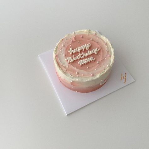 Kue Disney, Korea Cake, Birthday Cake For Mom, Pastel Cakes, Korean Cake, Pink Birthday Cakes, Simple Cake Designs, Mini Cakes Birthday, Simple Birthday Cake