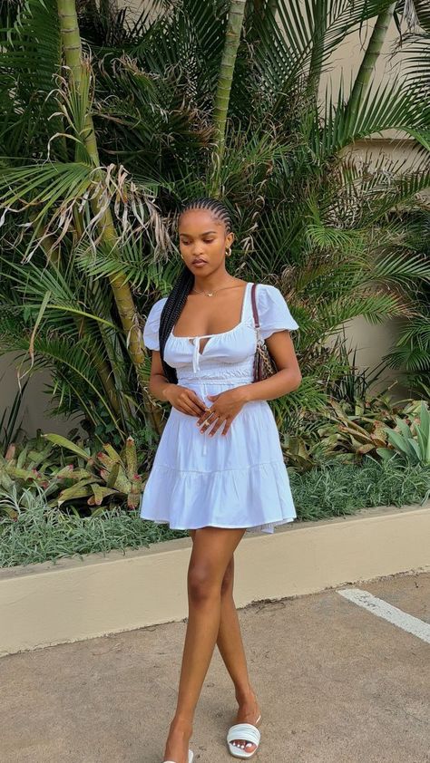 Soft Girly Outfits Aesthetic, Cute Picnic Outfits Summer, All White Brunch Outfit, White Brunch Outfit, Picnic Outfit Black Women, Bae Vacation, Dress Cute Outfits, Brunch Outfit Summer, White Dress Cute