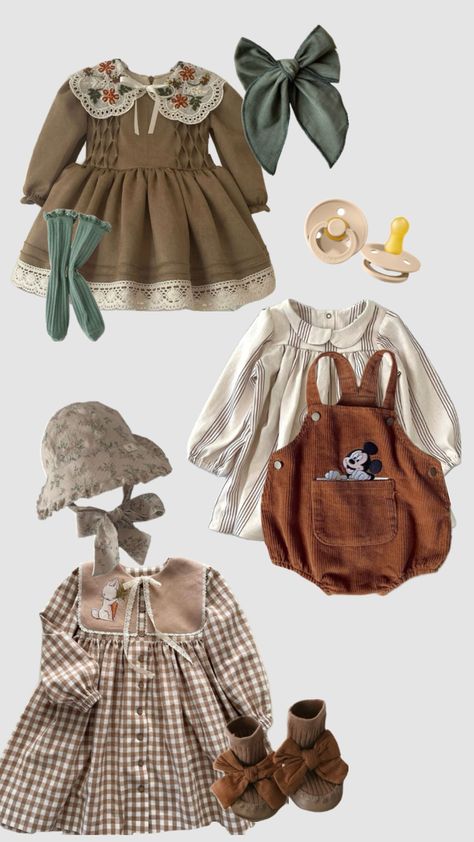 Vintage baby Baby Girl Vintage Outfits, Vintage Baby Girl Outfits, Vintage Baby Aesthetic, Vintage Toddler Outfits, Vintage Baby Outfits, Thrifted Baby Clothes, Vintage Baby Style, Baby Clothes Vintage, Vintage Baby Girl Clothes