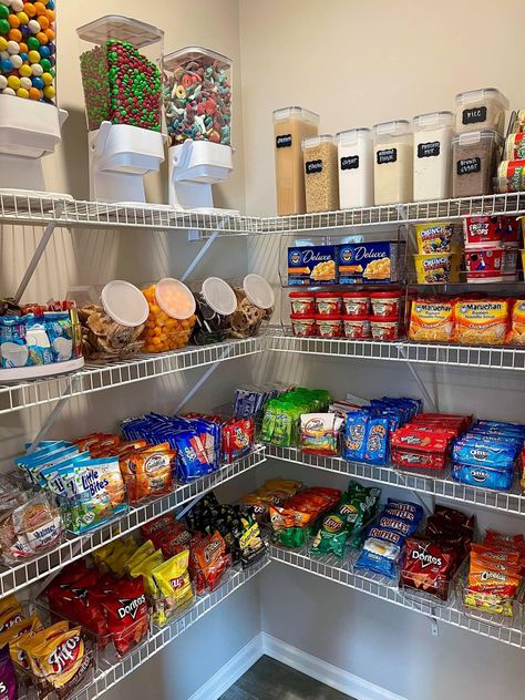 Refrigerator Full Of Food, Pray Board, Snack Station, First Apartment Essentials, Snack Organizer, House Organization, Desain Pantry, Food Pantry Organizing, House Organisation