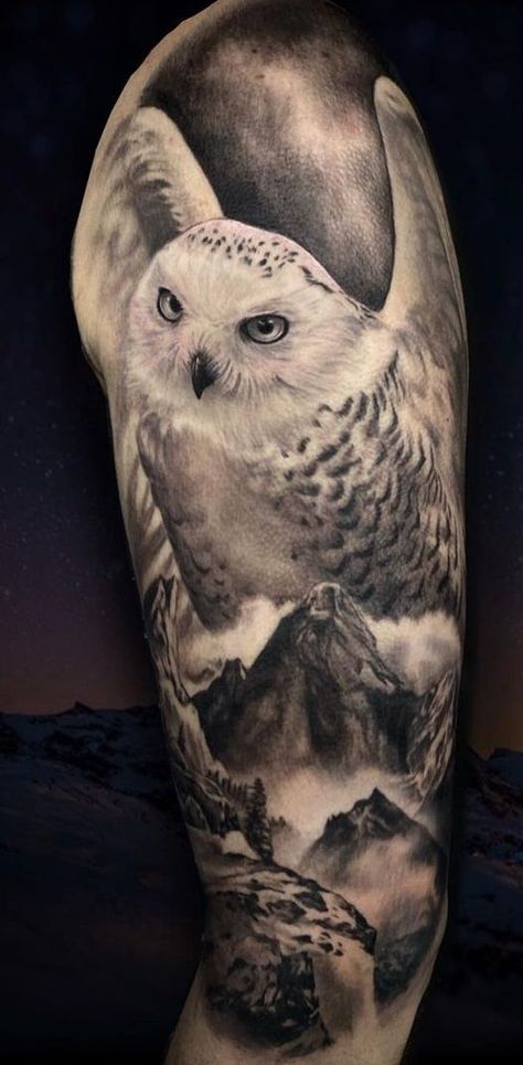 Snowy Owl Tattoo by Chris Telle Snow Owl Tattoo, Snowy Owl Tattoo, Hedwig Tattoo, White Owl Tattoo, Owl Tattoo Meaning, Barn Owl Tattoo, Berg Tattoo, Realistic Owl Tattoo, Circle Tattoos