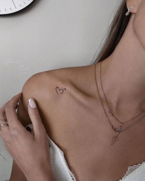 Heart Tattoo, Tattoo On, Tattoo Ideas, Tattoo Designs, Tattoos, Wall, Art