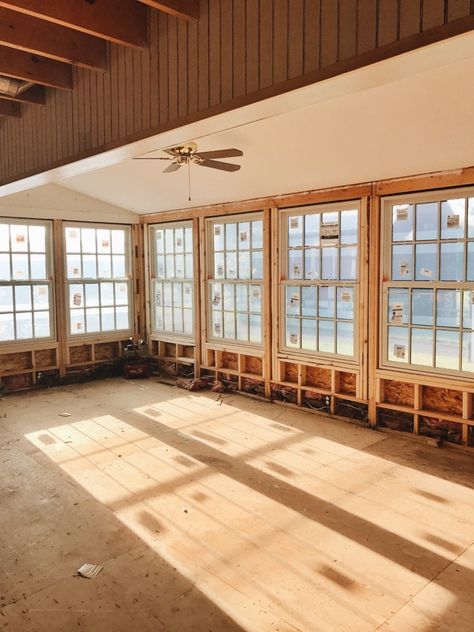 We Have Windows In The Sunroom!! Deck To Sunroom, Mobile Home Updates, Farmhouse Sunroom, Four Season Room, Screen Porch Ideas, Sunroom Remodel, Sunroom Windows, Anderson Windows, Barn Remodel