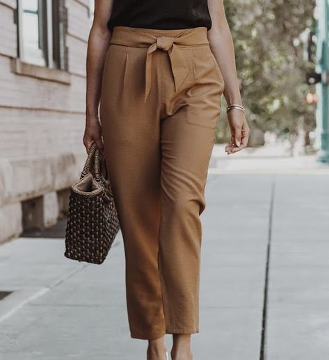 How to Tie: Tie Waist Pants - Abby Young Styling: Personal & Editorial Fashion Stylist Tie Pants, Tie Waist Pants, Professional Wardrobe, Wardrobe Stylist, Fashion Stylist, Editorial Fashion, Work Outfit, Wardrobe, Pants