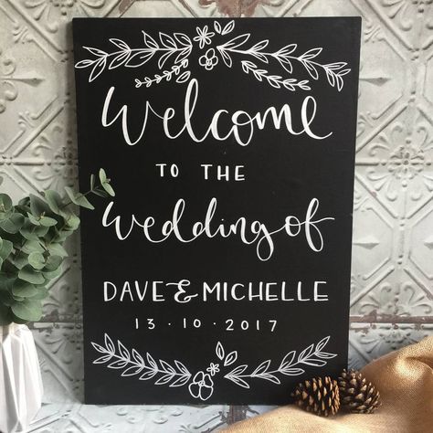 Cadre Photo Booth, Wedding Chalkboards, Wedding Chalk, Wedding Chalkboard Signs, Chalk Sign, Calligraphy Signs, Chalkboard Lettering, Wedding Boards, Welcome Board