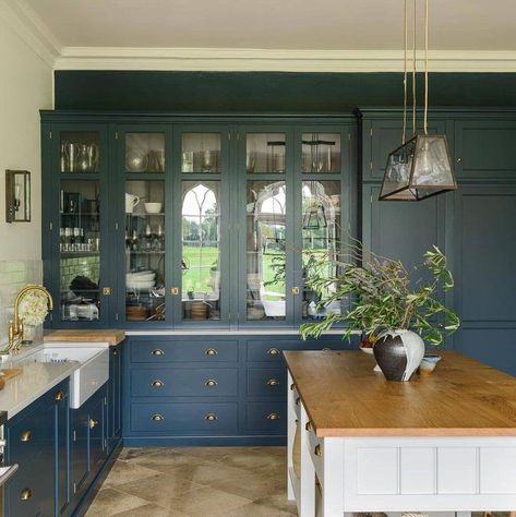 If you're looking for kitchen ideas with true character a deep navy kitchen cabinet will bring charm and depth. Perfect for light filled kitchen extensions or small kitchens. DeVOL are masters of the classic kitchen look. Kitchen Cost, Navy Kitchen, Open Plan Kitchen Diner, Devol Kitchens, Kitchen Prices, Kitchen Dimensions, Elegant Kitchens, Kitchen Plans, Kitchen Diner