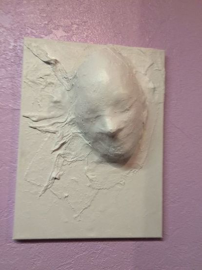 Sculpture Art On Canvas, Sculpture On Canvas, Sculpture Head, Sculpture Art Clay, Mixed Media Art Canvas, Head Sculpture, Textured Canvas Art, Plaster Art, 3d Painting