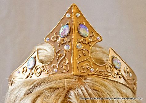 Aurora crown Disney Parque, Disney Face Characters, Karakter Disney, Disney Photography, Film Disney, Once Upon A Dream, Disney Cosplay, Princesa Disney, Face Characters